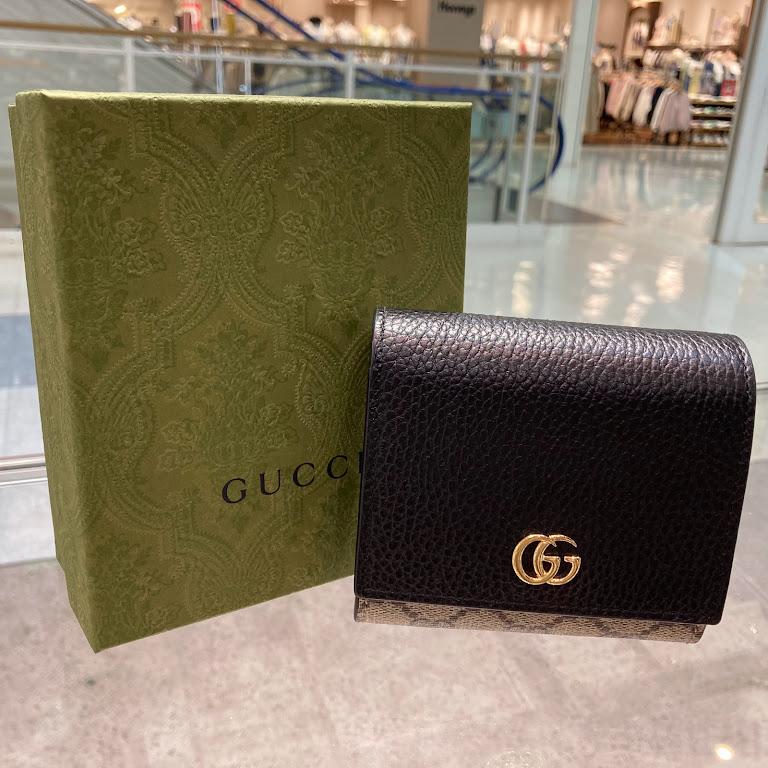 GUCCI　グッチ　598587　GGマーモント　二つ折り財布