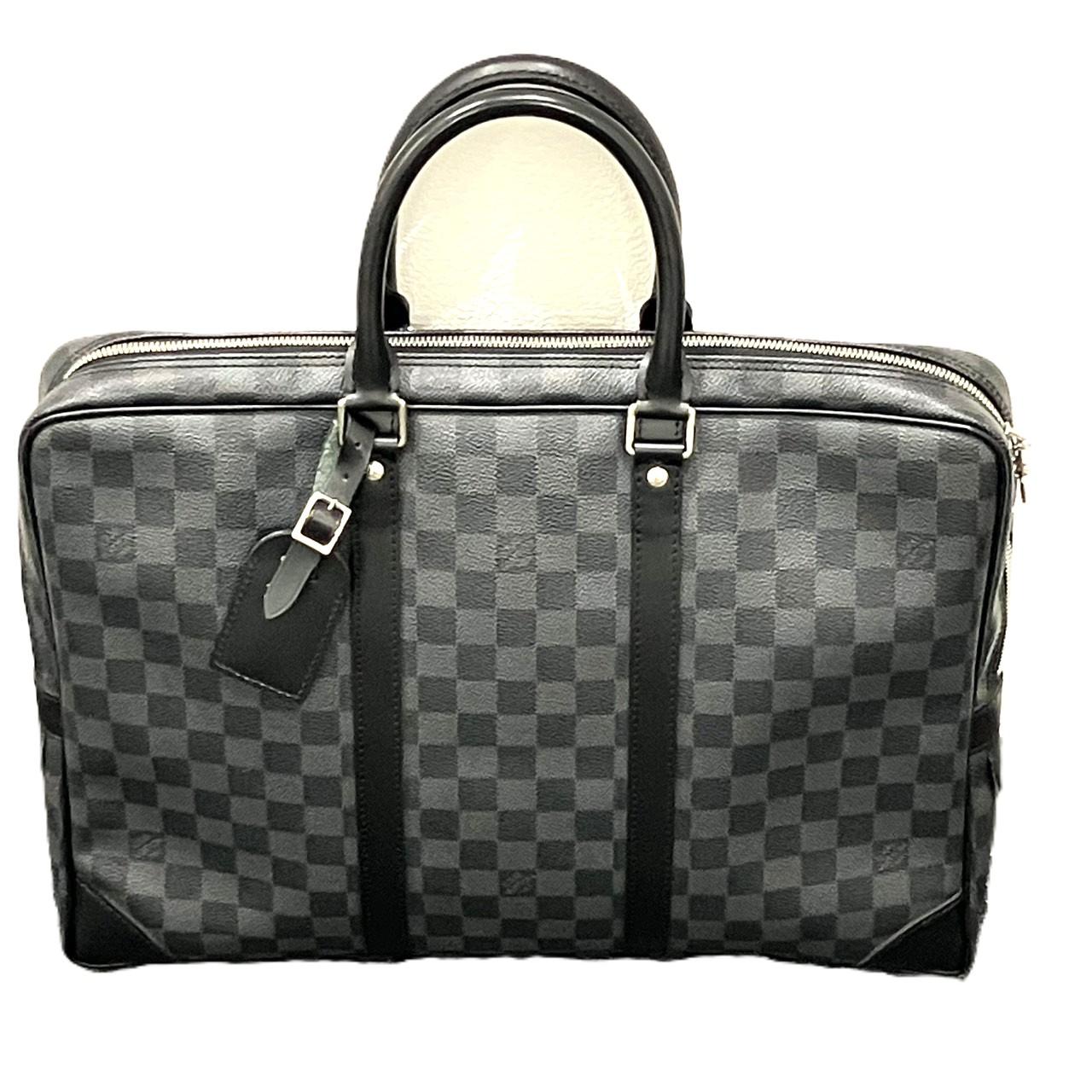 ルイヴィトン ダミエグラフィット ポルトドキュマン ヴォワヤージュ N41125