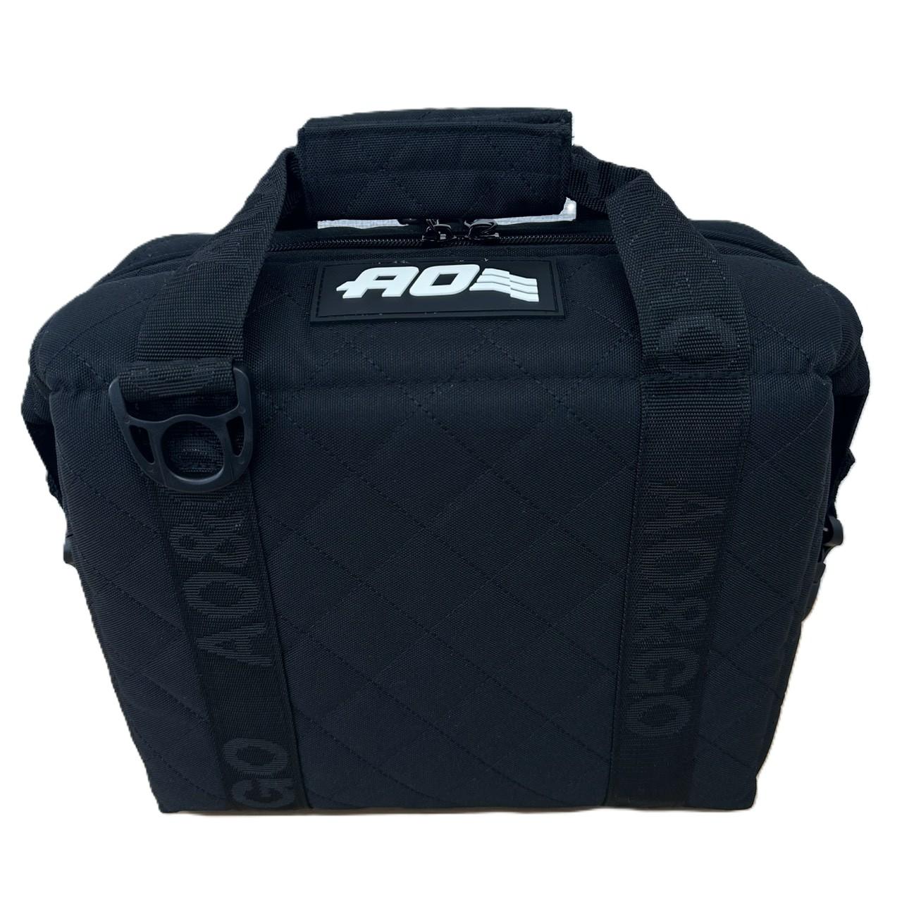 AO Coolers　エーオークーラーズ　保冷バッグ