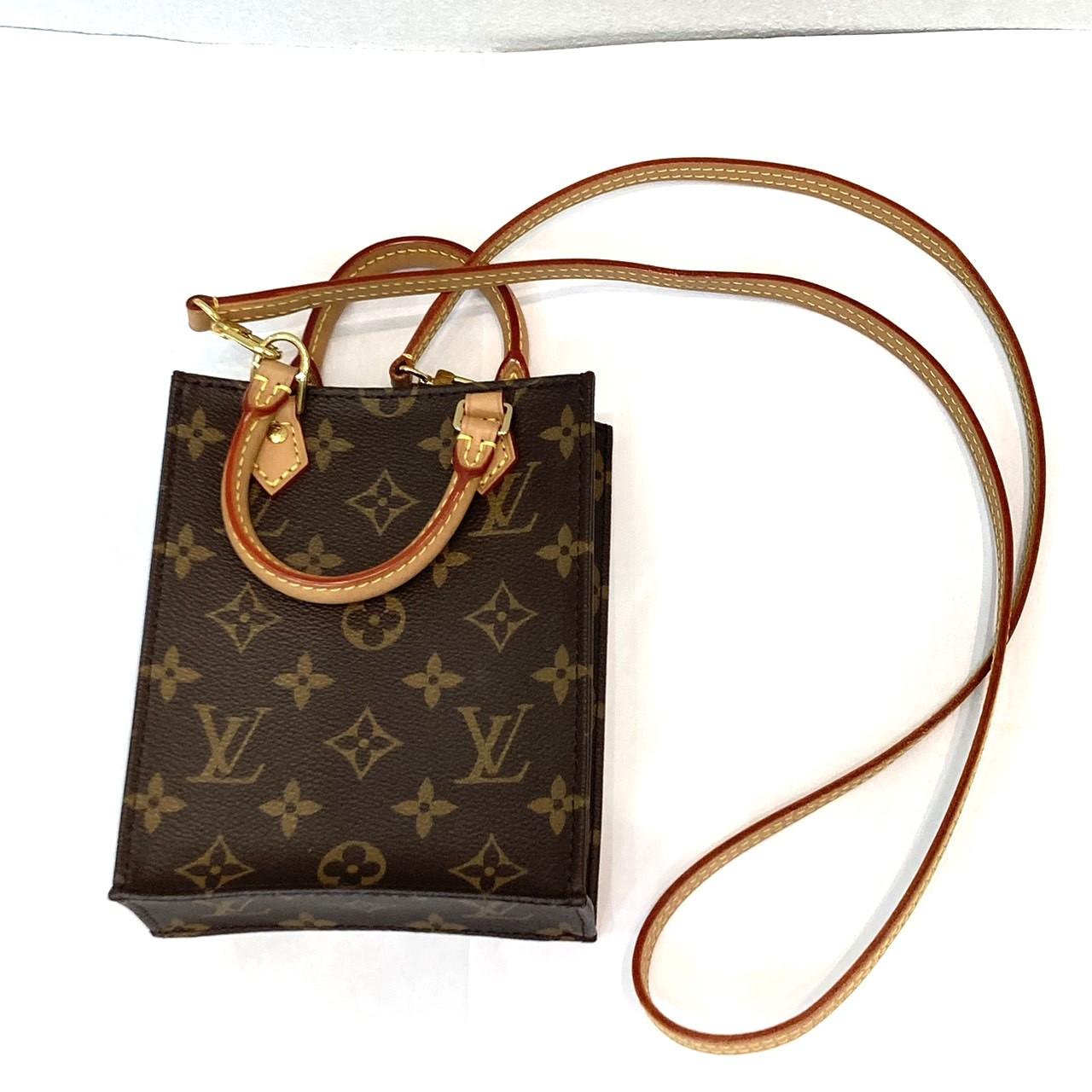 LOUIS VUITTON ルイヴィトン 　モノグラム　M69442 プティット サックプラ