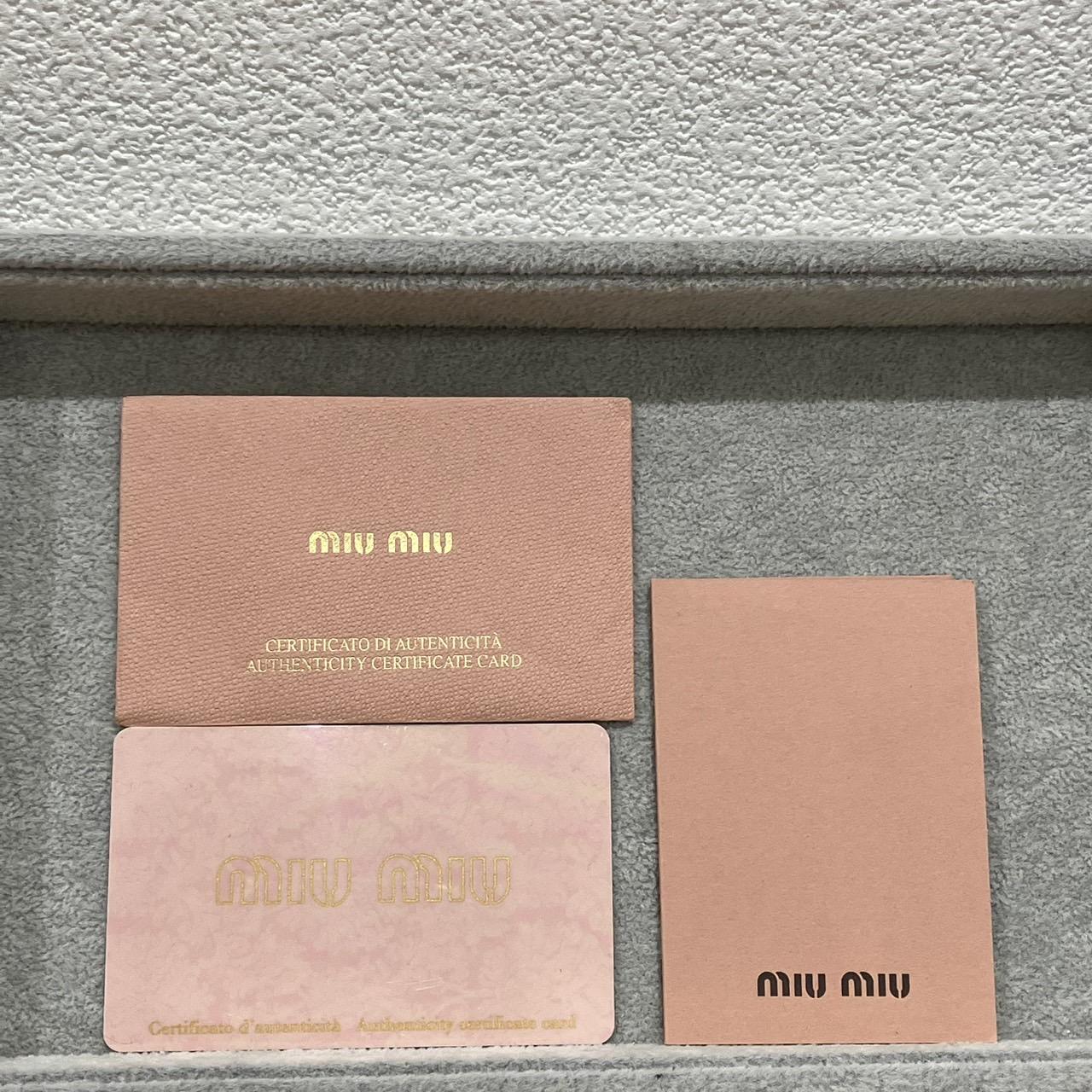 miumiu マトラッセバッグ　ピンク 