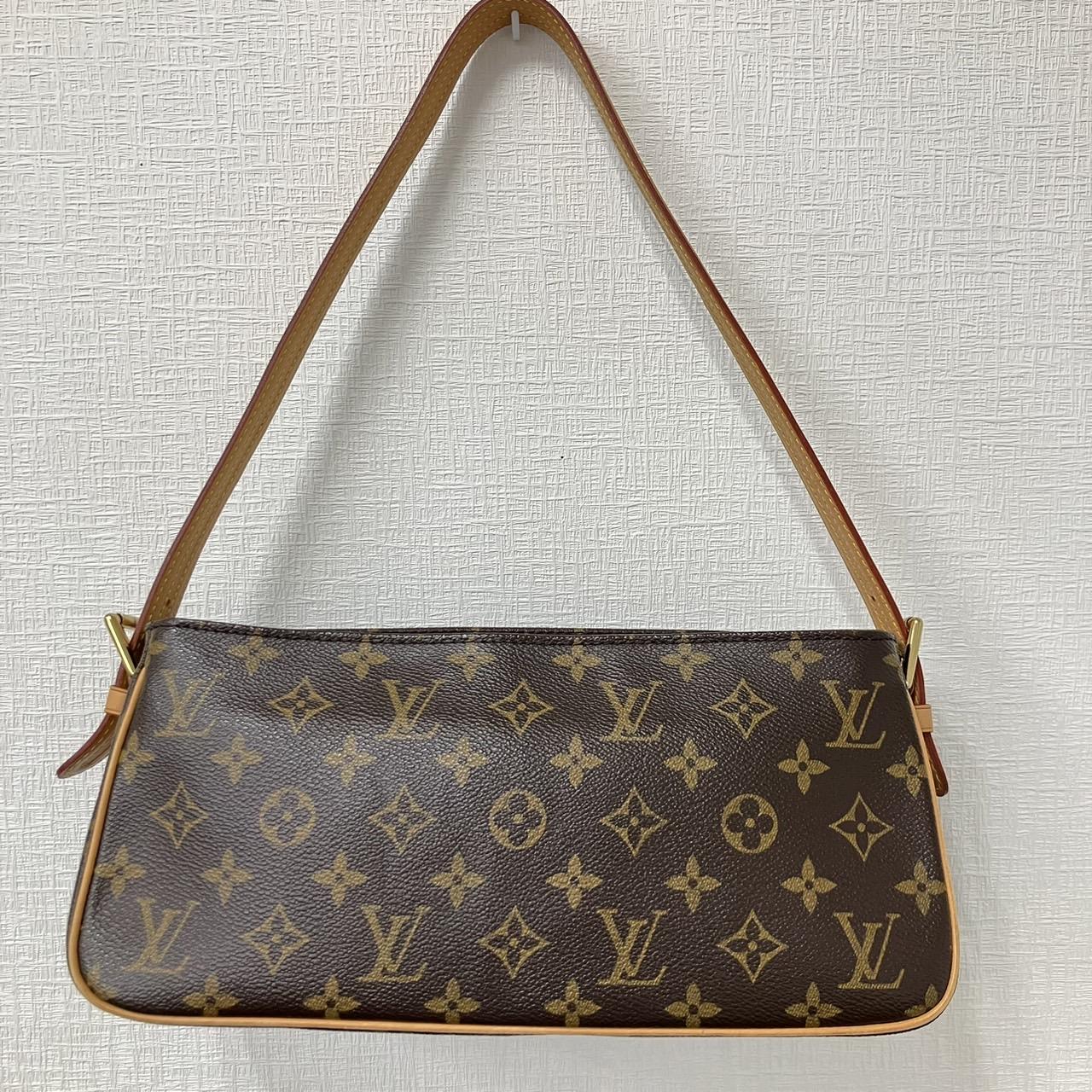  LOUISVUITTON ルイヴィトン M51164 モノグラム ヴィヴァシテＭＭ