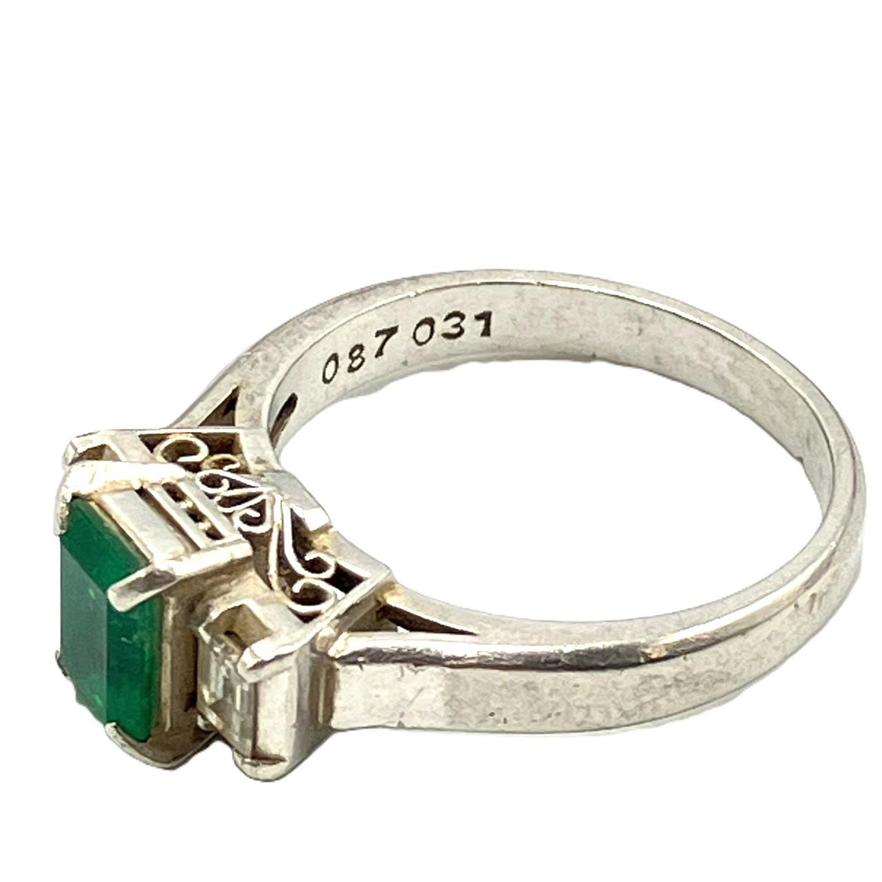 Pt900　エメラルドリング　E 0.87ct　D 0.31ct　6.42ｇ