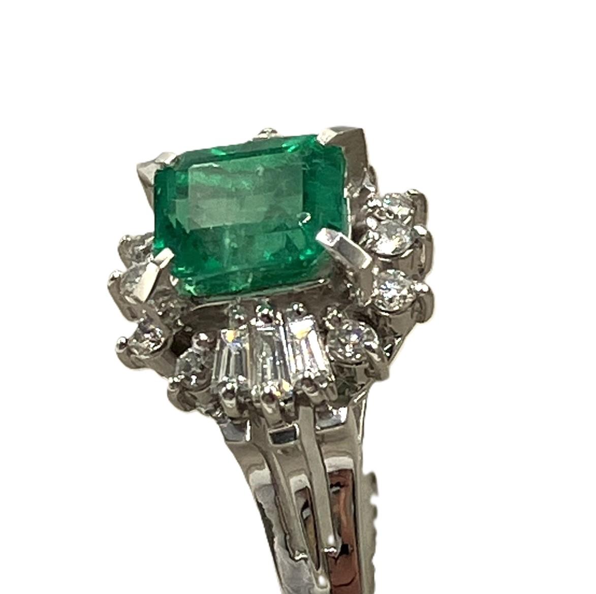 Pt900　エメラルドリング　E1.03ct　D0.33ct　5.28ｇ