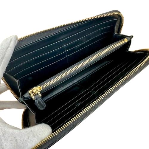 PRADA プラダ トライアングル ラウンドジップ 1ML506 