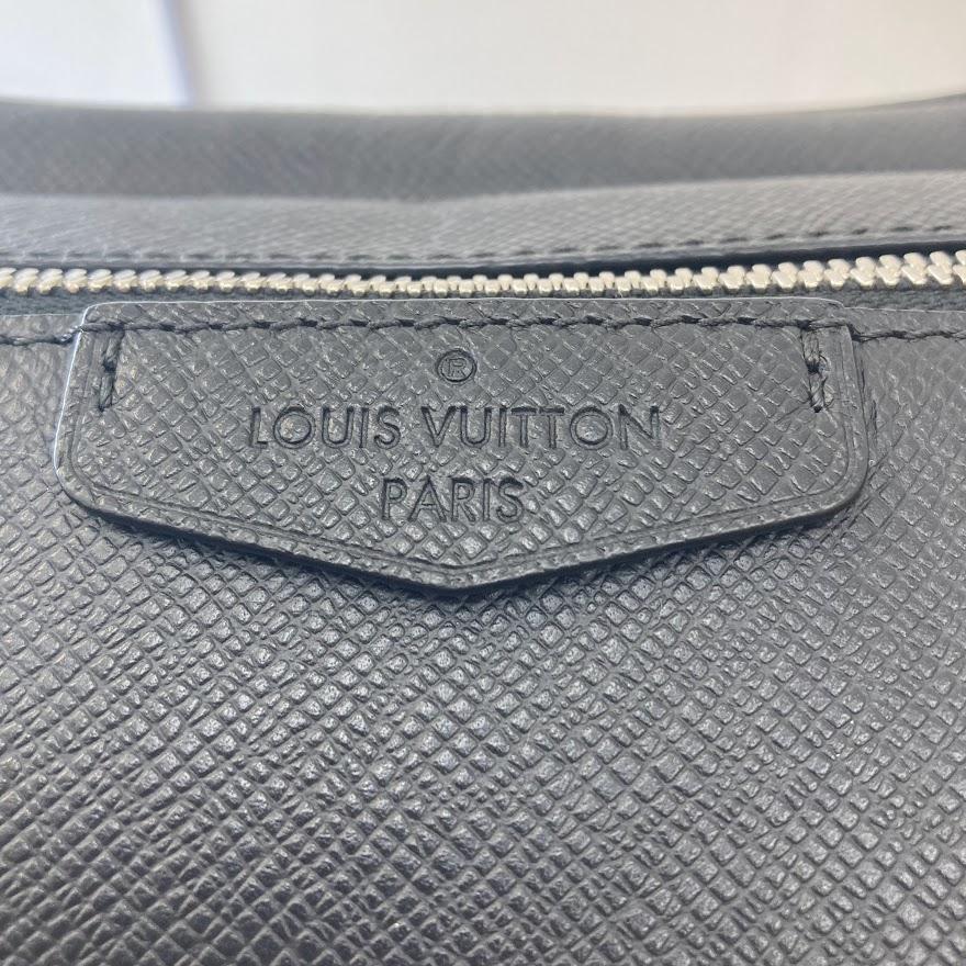 Louis Vuitton バムバッグ