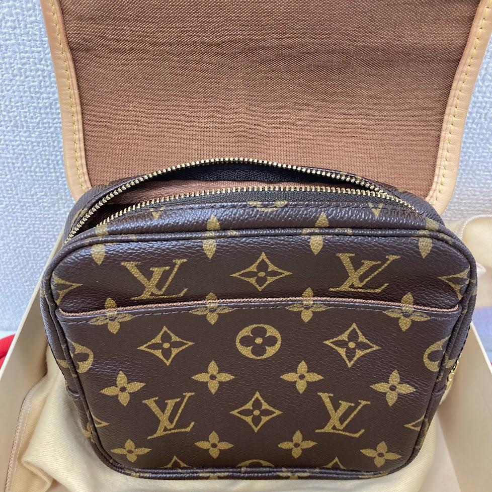 Louis Vuitton　バムバッグボスフォール　M40108