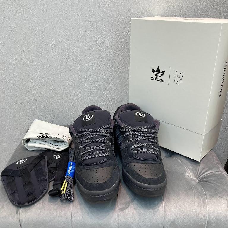 adidas× BAD BUNNY FORUM アディダス×バッドバニー 84 LOW CORE BLACK GW5021 スニーカー ブラック 28.5cm