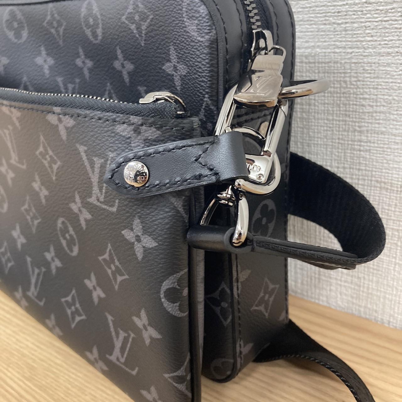 LOUIS VUITTON M69443 モノグラム・エクリプス リバース トリオ・メッセンジャー