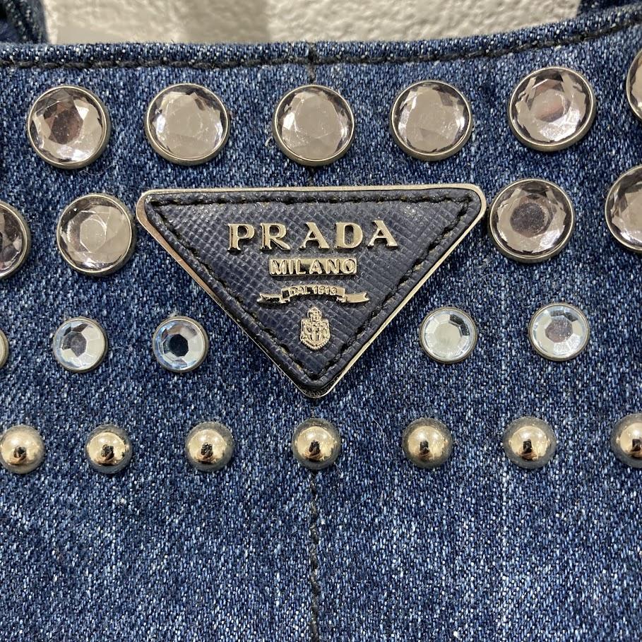 PRADA　スタッズ　ハンドバッグ