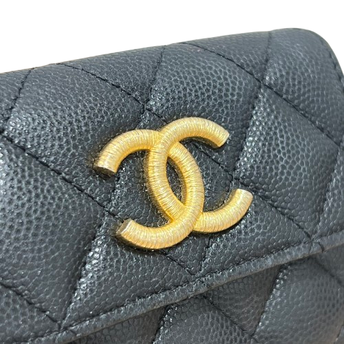 CHANEL　シャネル　三つ折り財布