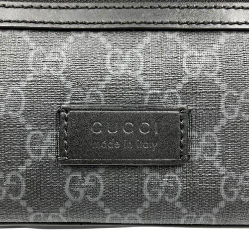 GUCCI　グッチ　　ボディバッグ　