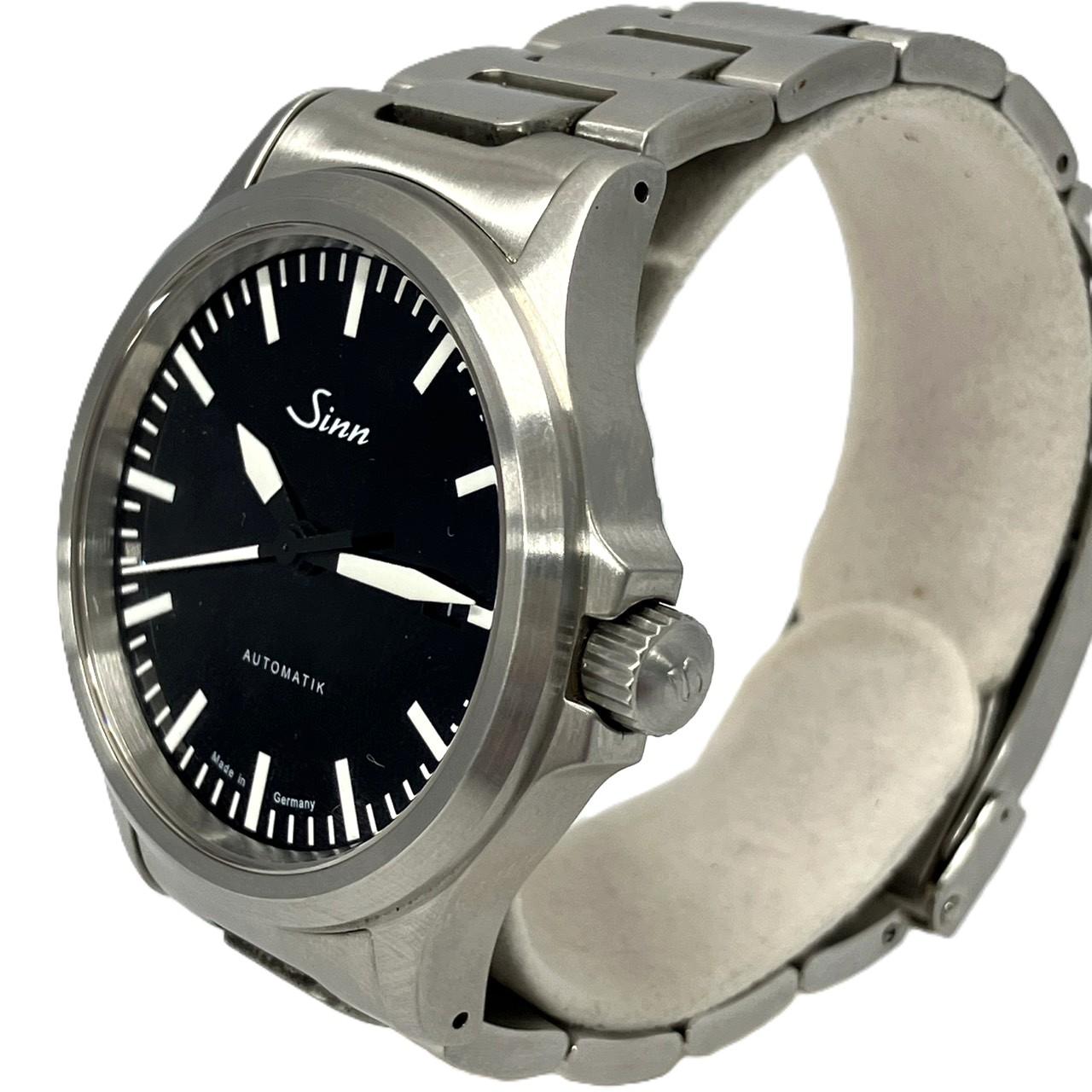 Sinn ジン 556 2068 デイト メンズウオッチ 自動巻き 黒文字盤 裏スケルトン