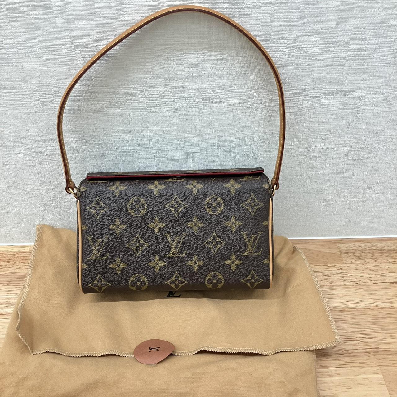 ルイ・ヴィトン　モノグラム レシタル 　M51900