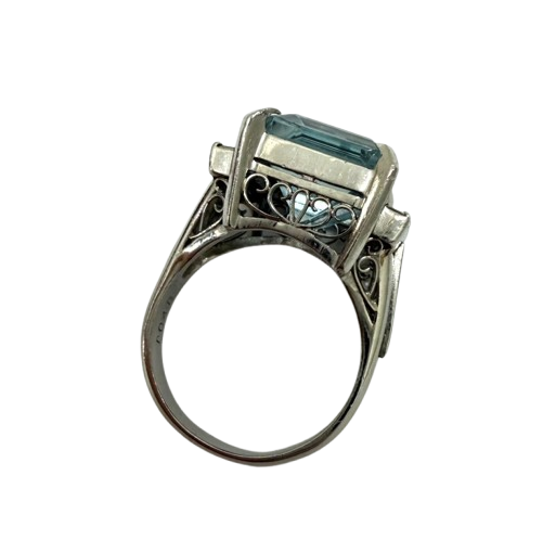 Pt900 アクアマリン8.50ct D0.48ct リング